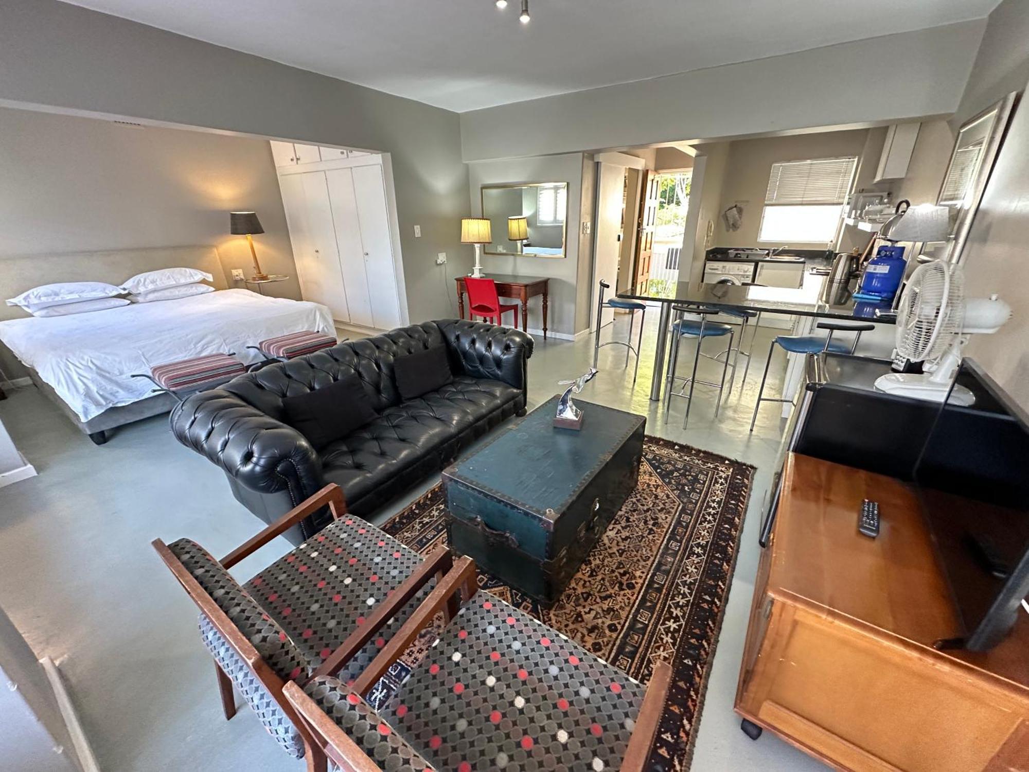 Apartment Point Self Catering *